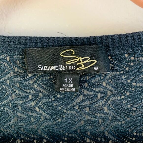 Suzanne Betro Lace Back Thermal Top - Picture 2 of 3
